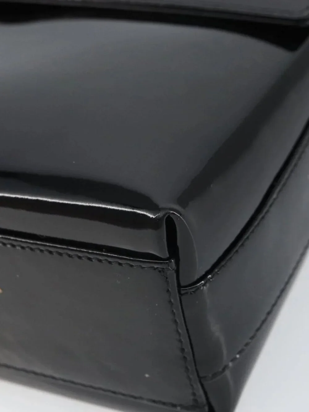 Salvatore Ferragamo Shoulder Bag Patent leather Black Silver Auth bs32415